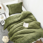 The DreamNest™ Ultra-Plush Oversized Weighted Comforter